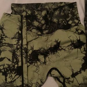 2 tie dye leggings plus 1 olive green pair. In great condition!